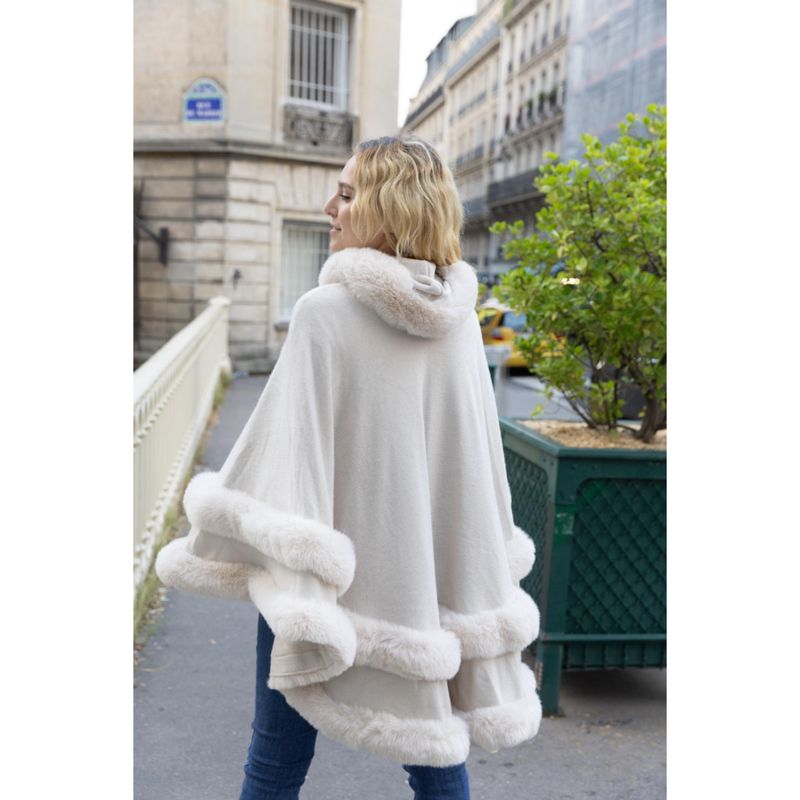 PO7790 Fuskepels prinsesse cape Onesize - beige