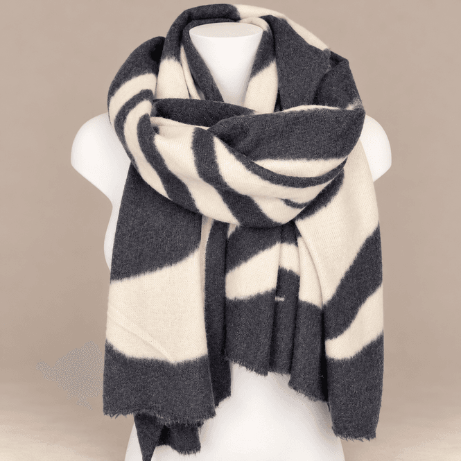 Hovedbilde RE-J51 Skjerf - black KUN 1STK